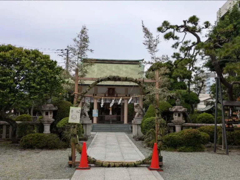 新町嚴島神社（茅ヶ崎市）大祓式｜茅の輪くぐり