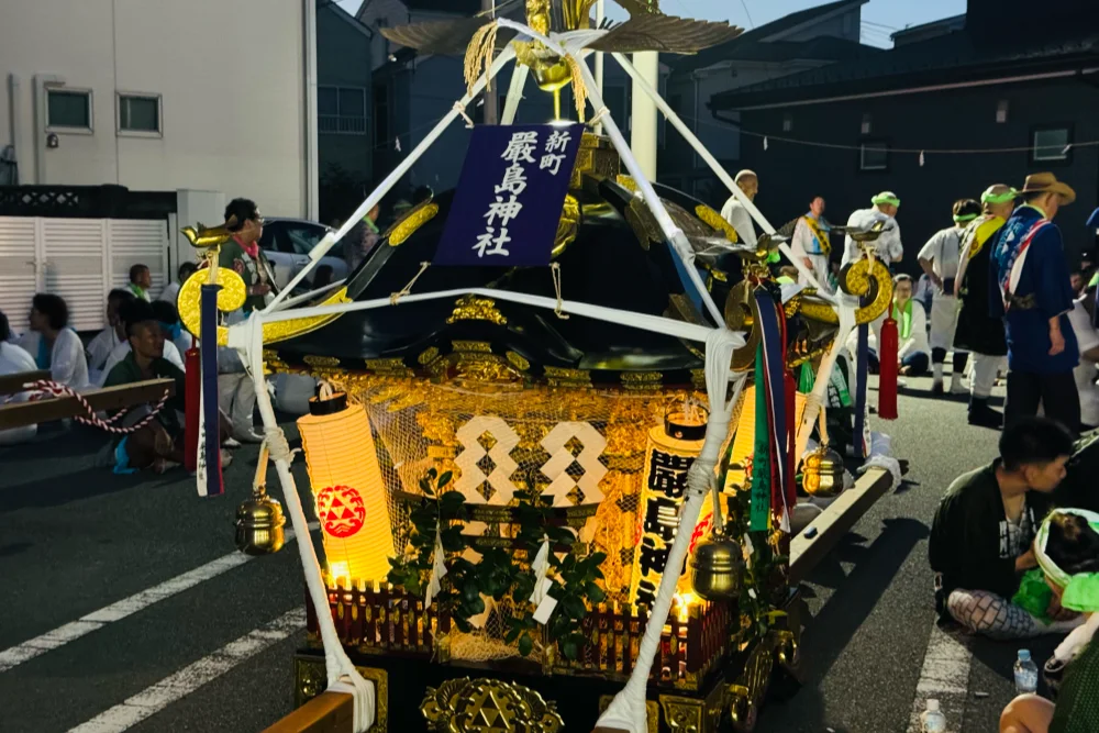 御輿休憩中の画像｜茅ヶ崎新町嚴島神社